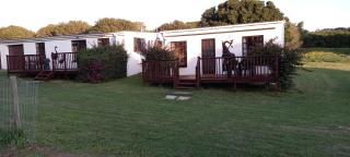 Faithlands Self-Catering Cottages - Port Elizabeth - 9