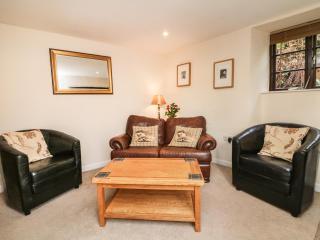 Hedgehog Cottage - 9