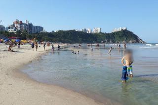 Pé na Areia do Tombo - Guarujá - 9