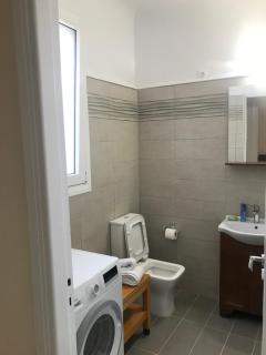Quiet bright just renewed top floor at Lycabetous - Atene - 4