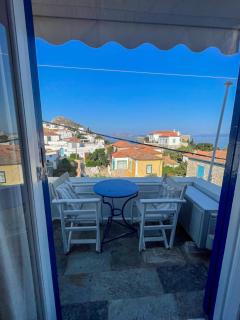 Zoe Apartments No 6 , Hydra Island Greece - Hydra - 0