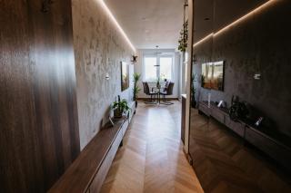 Minimalist Design Penthouse - Kosice Old Town - Košice - 2