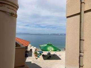 Apartman Lana Beachfront - Sumpetar - 3