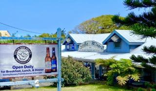 Beachfront 1 Bedroom Condo with Private Beach, Pool, Hot Tub - 1