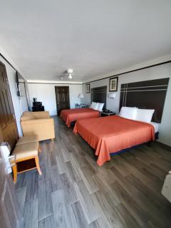 Deluxe Inn and Suites - Raymondville - 5