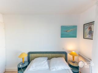 Appartement T2 face plage avec garage aux Sables-d'Olonne - FR-1-197-213 - 1