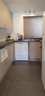 Lakefront Apartments,18 LAKE ESPLANADE ROAD - Queenstown - 5