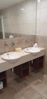 Lakefront Apartments,18 LAKE ESPLANADE ROAD - Queenstown - 2