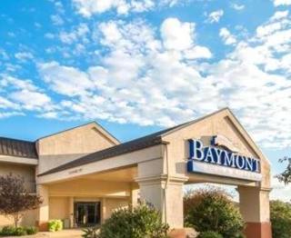 Baymont by Wyndham Topeka - Topeka - 5
