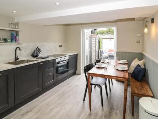 5 Bull Street - Stratford-upon-Avon - 2
