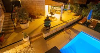 Villa Marela with Heated Swimming Pool - Trogir - 7