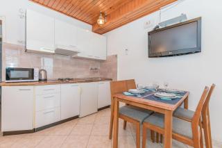 Apartments Josip - Makarska - 7
