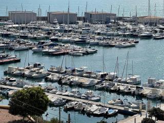 Duplex Penthouse with Sea, Beach, Marina & Mountain views - 2