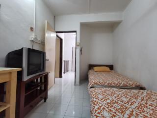 Cheerful 4-Bedrooms Residents Home - Ipoh - 2