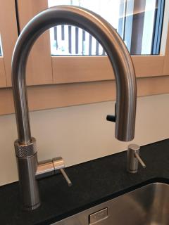 Romantic private superior Swiss Chalet with Hottub - 2