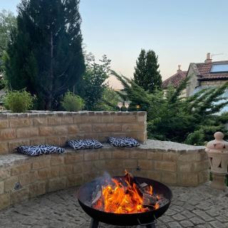 Gorgeous Country Cottage on outskirts of Bath with Wood Fired Hot Tub - Midford - 7