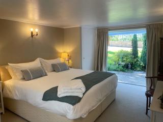 Gorgeous Country Cottage on outskirts of Bath with Wood Fired Hot Tub - Midford - 6