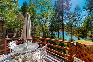 Todds Lakefront House - 7