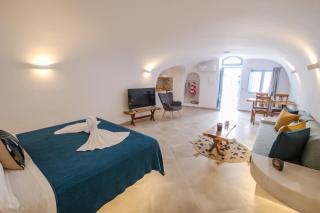 Sunborn Oia Suites - Oia - 6