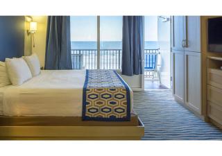 Dolphin Beach Club - 3