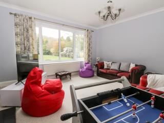 Raincliffe Manor - 8