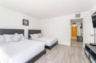 Gorgeous 2BR in the Heart of Brickell, Free Parking - Miami - 2