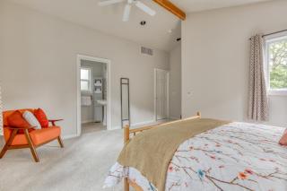 3 BR Home, Short Walk to Town Dog-Friendly - 3