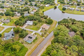 Tranquility by the Lake - Port Charlotte - 2