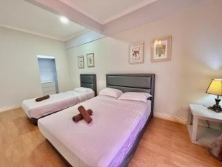 PENTHOUSE VACATION HOME MARINA COURT 5 BEDROOMS KOTA KINABALU 15pax - Kota Kinabalu - 4