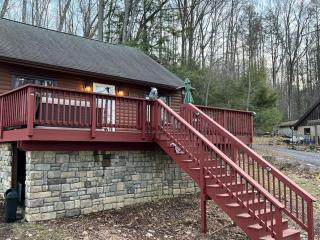 Cubs Den - Hot Tub- Walk to Lake- Fire Pit - Kayaks - Oakland - 6