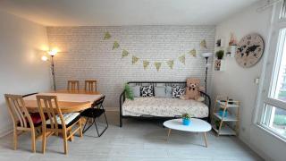 Belle place pour votre voyage à Paris-Ladefense - Houilles - 8