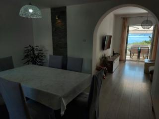 Apartments Kricin 14 Laura - Baška - 8