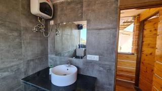 RK studio apartment with terrace - Panaji - 9
