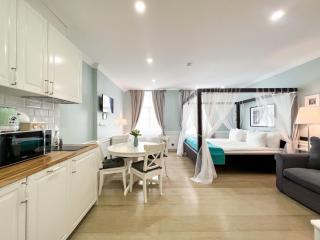 Revelton Suites Riga - 1