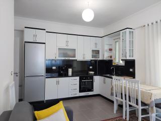 Tina's 1-bedroom condo apartment - Gjirokastër - 9