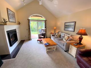 F2 Comfortable golf course townhouse within walking distance of Mount Washington Hotel - Carroll - 8