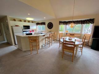 F2 Comfortable golf course townhouse within walking distance of Mount Washington Hotel - Carroll - 5