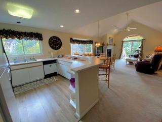 F2 Comfortable golf course townhouse within walking distance of Mount Washington Hotel - Carroll - 4