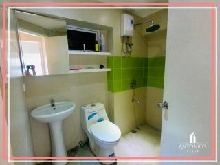 Cozy Elegant 2BR Loft Unit FREE WIFI & NETFLIX at Fort Victoria BGC - Manila - 9