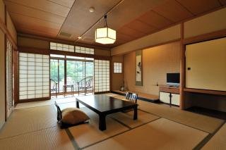 Hanayashiki Ukifune-en - Uji - 1