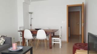Agradable apartamento a 2 minutos de la playa - Ares - 0