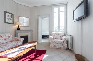 Three bedroom two bathroom apartment in center of Cannes on quiet street minutes from the Palais - 2002 - Cannes - 8