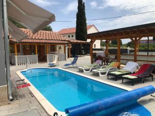 Resort LONGER LIFE - Putičanje - 0