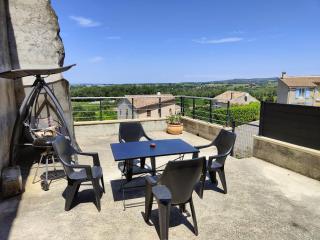 Maison de village en Provence avec terrasse de 33m2 - Saint-Roman-de-Malegarde - 9