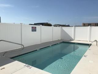 Island Cove Unit E - 7