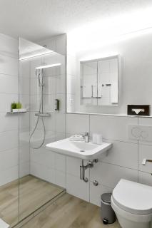 Apartment nearby Titlis Station - Engelberg - 8