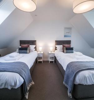 16 - 3 Bedroom Cottage - LP - Pistyll - 5
