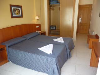 Hotel Atalaya II - 2