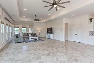 Chic Ranch Villa Less Than 5 Mi to Lake Ray Roberts! - 6