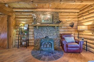 The Red Pine Cabin with Private Pond and Dock! - Loudonville - 6